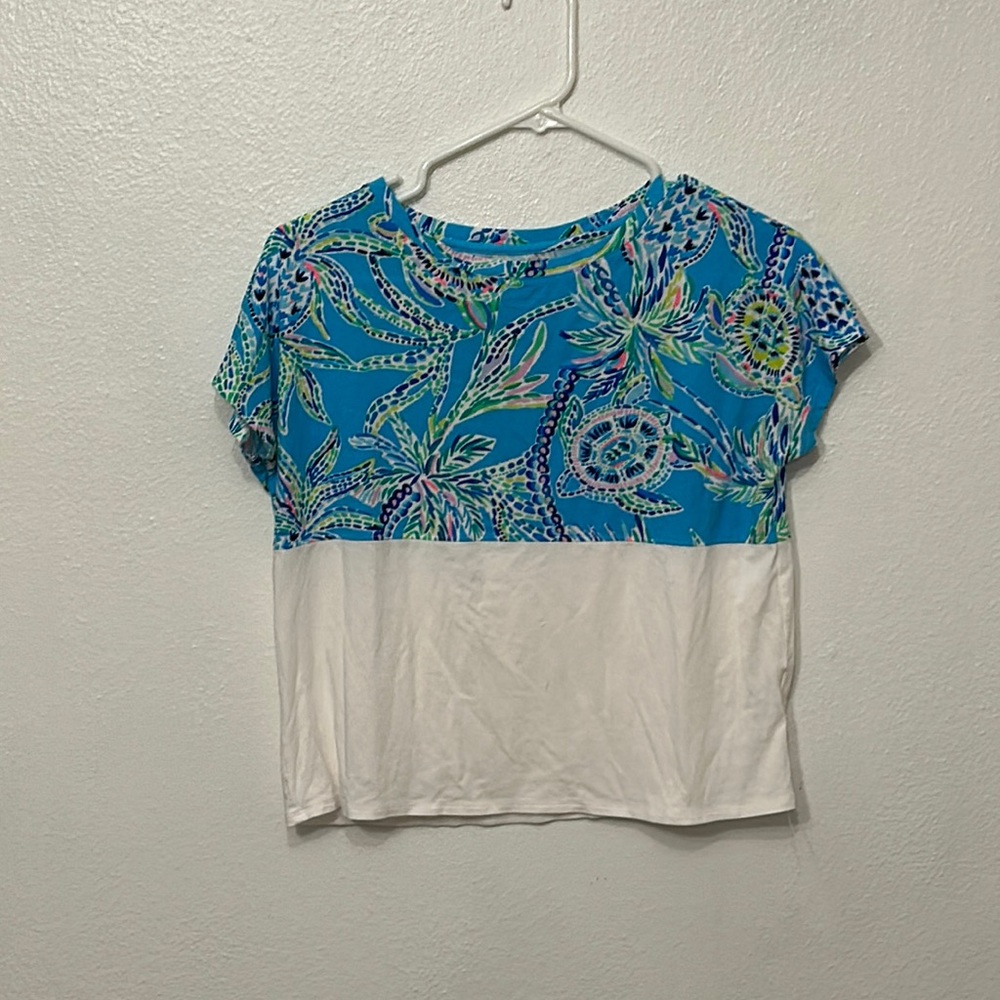 Lilly Pulitzer cropped tee